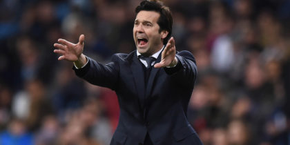 MADRID, SPAIN - JANUARY 09: Santiago Solari, head coach of Real Madrid CF reacts during the Copa del Rey Round of 16 match between Real Madrid CF and CD Leganes at estadio Santiago Bernabeu on January 09, 2019 in Madrid, Spain. (Photo by Denis Doyle/Getty Images)