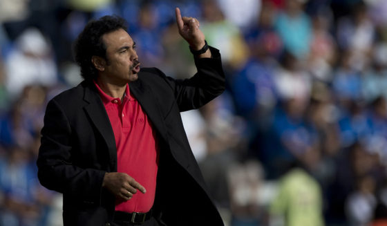 Pachuca's coach Hugo Sanchez gestures during their Apertura 2012 tournament football match against Cruz Azul at the Cruz Azul stadium in Mexico City on September 1, 2012. AFP PHOTO/YURI CORTEZ (Photo credit should read YURI CORTEZ/AFP/GettyImages)