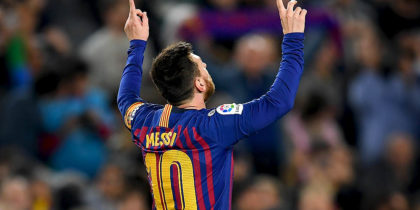 BARCELONA, SPAIN - APRIL 27: Lionel Messi of FC Barcelona celebrates after scoring his team's first goal during the La Liga match between FC Barcelona and Levante UD at Camp Nou on April 27, 2019 in Barcelona, Spain. (Photo by David Ramos/Getty Images)