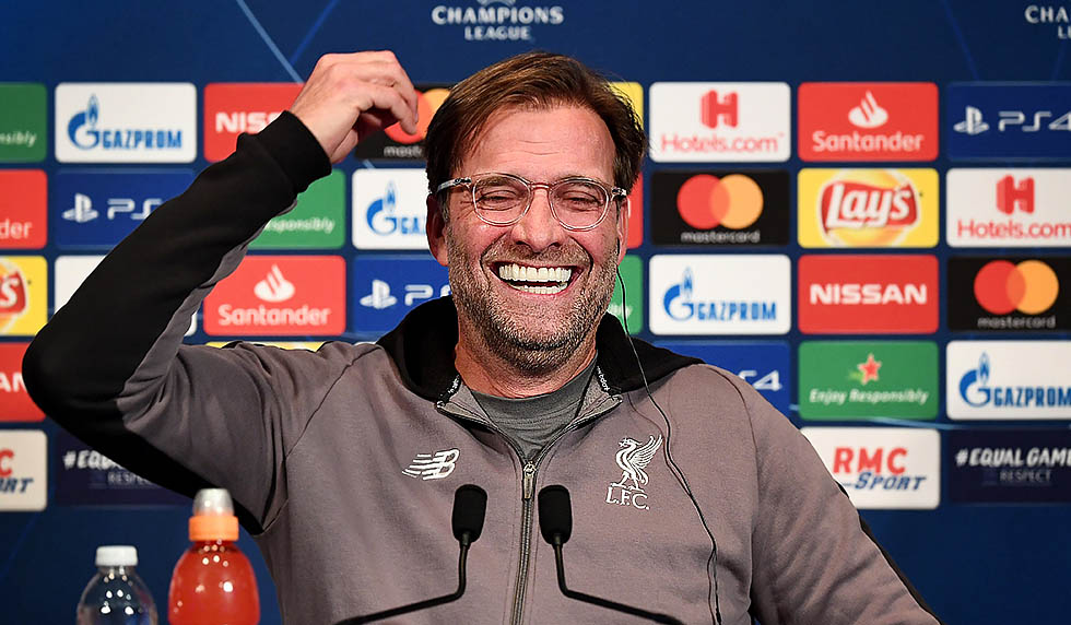 Liverpool's German head coach Jurgen Klopp laughs as he gives a press conference at the Parc des Princes stadium in Paris on November 27, 2018 on the eve of their Champions' League football match against Paris Saint-Germain (PSG). (Photo by FRANCK FIFE / AFP) (Photo credit should read FRANCK FIFE/AFP/Getty Images)