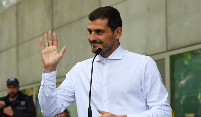 Iker Casillas Porto's Spanish goalkeeper Iker Casillas waves after leaving a hospital in Porto on May 6, 2019 after recovering from a heart attack. - The 37-year-old Spanish soccer legend Iker Casillas left a Portuguese hospital today, where he entered on May 1, 2019 after suffering a myocardial infarction during a training session with Porto and emotionally declared that he doesn't know what his life will be like from now on. (Photo by Miguel RIOPA / AFP) (Photo credit should read MIGUEL RIOPA/AFP/Getty Images)