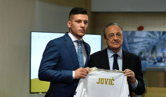 Real Madrid's Serbian forward Luka Jovic (L) poses with Real Madrid's president Florentino Perez at the Santiago Bernabeu stadium in Madrid on June 12, 2019 during his official presentation. - Real Madrid have signed 21-year-old Serbia striker Luka Jovic from German side Eintracht Frankfurt on a six-year deal for an undisclosed fee. (Photo by PIERRE-PHILIPPE MARCOU / AFP) (Photo credit should read PIERRE-PHILIPPE MARCOU/AFP/Getty Images)