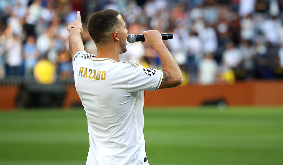 MADRID, SPAIN - JUNE 13: New Real Madrid signing Eden Hazard shows appreciation to the fans as he is unveiled at Estadio Santiago Bernabeu on June 13, 2019 in Madrid, Spain. (Photo by Angel Martinez/Getty Images)