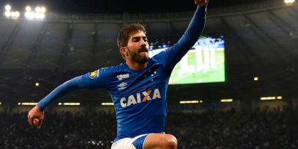Lucas Silva of Brazil's Cruzeiro celebrates his goal against Argentina's Racing Club during their 2018 Copa Libertadores football match at Mineirao stadium, in Belo Horizonte, Brazil, on May 22, 2018. (Photo by DOUGLAS MAGNO / AFP) (Photo credit should read DOUGLAS MAGNO/AFP/Getty Images)