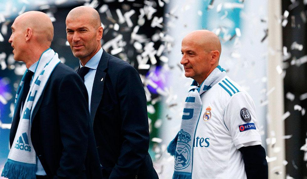 (FromL) Real Madrid's assistant coaches Amidou Msaidie, assistant coach David Bettoni, Real Madrid's French coach Zinedine Zidane, and Antonio Pintus celebrate at Cibeles square in Madrid on May 27, 2018 after Real Madrid won their third Champions League title in a row in Kiev. (Photo by BENJAMIN CREMEL / AFP) (Photo credit should read BENJAMIN CREMEL/AFP/Getty Images)