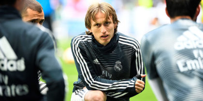 Real Madrid's Croatian midfielder Luka Modric (C) warms up with teammates before the Spanish league football match between Real Madrid CF and SD Eibar at the Santiago Bernabeu stadium in Madrid on April 6, 2019. (Photo by GABRIEL BOUYS / AFP) (Photo credit should read GABRIEL BOUYS/AFP/Getty Images)