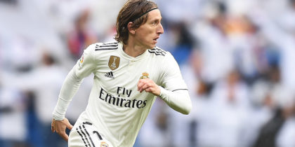 MADRID, SPAIN - JANUARY 19: Luka Modric of Real Madrid in action during the La Liga match between Real Madrid CF and Sevilla FC at Estadio Santiago Bernabeu on January 19, 2019 in Madrid, Spain. (Photo by Denis Doyle/Getty Images)
