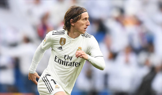 MADRID, SPAIN - JANUARY 19: Luka Modric of Real Madrid in action during the La Liga match between Real Madrid CF and Sevilla FC at Estadio Santiago Bernabeu on January 19, 2019 in Madrid, Spain. (Photo by Denis Doyle/Getty Images)