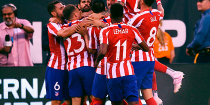 Atletico Madrid's Brazilian foward Diego Costa (C) celebrates with teammates after scoring during their 2019 International Champions Cup football match between Real Madrid and Atletico Madrid at the Metlife Stadium Arena in East Rutherford, New Jersey on July 26, 2019. (Photo by Johannes EISELE / AFP) (Photo credit should read JOHANNES EISELE/AFP/Getty Images)