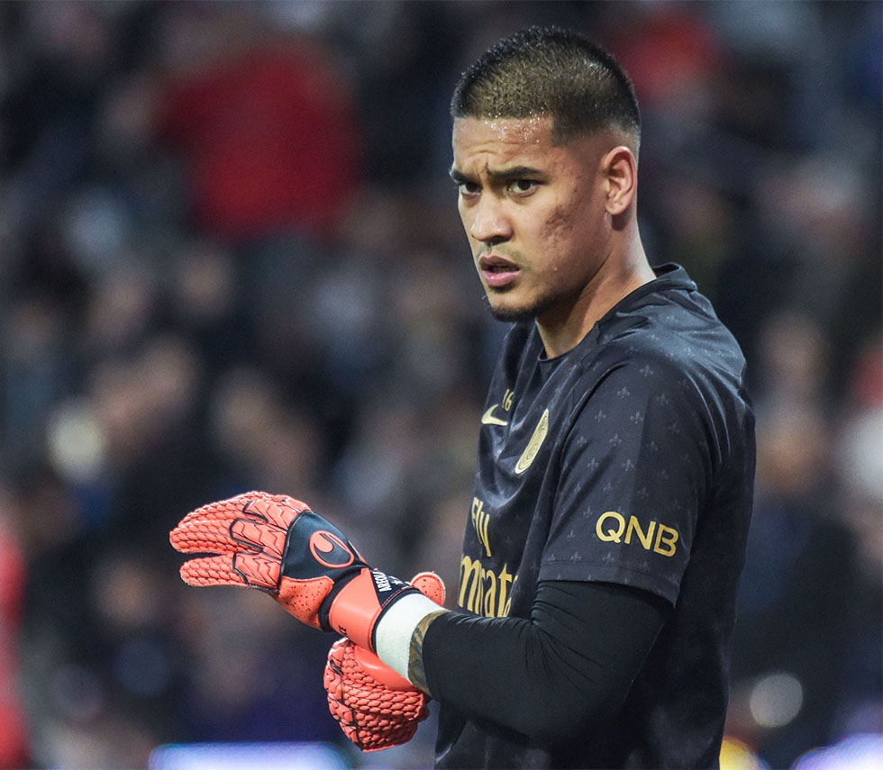 Paris Saint-Germain's French goalkeeper Alphonse Areola looks as he takes part in a training session prior to the French L1 football match between Toulouse FC (TFC) and Paris Saint-Germain (PSG) at the municipal stadium in Toulouse, southwestern France, on March 31, 2019. (Photo by Pascal PAVANI / AFP) (Photo credit should read PASCAL PAVANI/AFP/Getty Images)