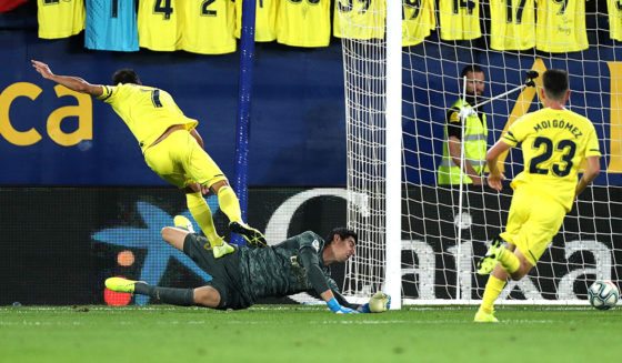 VILLAREAL, SPAIN - SEPTEMBER 01: Gerard Moreno of Villarreal scores his sides first goal during the Liga match between Villarreal CF and Real Madrid CF at Estadio de la Ceramica on September 01, 2019 in Villareal, Spain. (Photo by David Ramos/Getty Images)