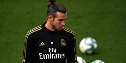 Real Madrid's Welsh forward Gareth Bale attends a training session at the Ciudad Real Madrid training ground in Valdebebas, Madrid on September 21, 2019 on the eve of the Spanish League football match against Sevilla. (Photo by PIERRE-PHILIPPE MARCOU / AFP) (Photo credit should read PIERRE-PHILIPPE MARCOU/AFP/Getty Images)