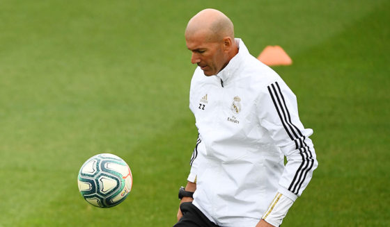 Real Madrid's French coach Zinedine Zidane attends a training session at the Ciudad Real Madrid training ground in Valdebebas, Madrid, on September 13, 2019. (Photo by GABRIEL BOUYS / AFP) (Photo credit should read GABRIEL BOUYS/AFP/Getty Images)