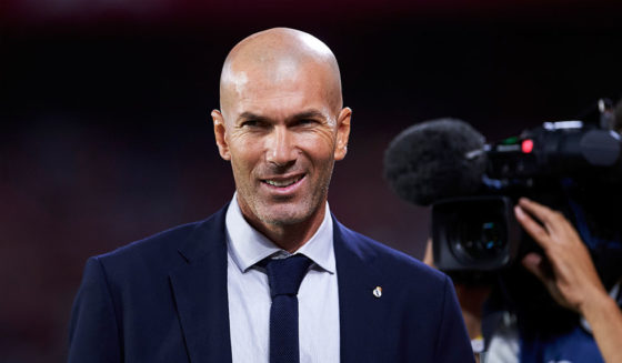 SEVILLE, SPAIN - SEPTEMBER 22: Head coach Zinedine Zidane of Real Madrid looks on prior to the start the La Liga match between Sevilla FC and Real Madrid CF at Estadio Ramon Sanchez Pizjuan on September 22, 2019 in Seville, Spain. (Photo by Aitor Alcalde/Getty Images)