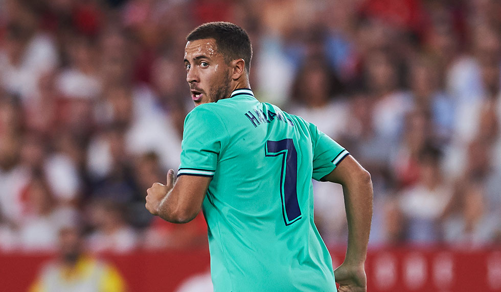 SEVILLE, SPAIN - SEPTEMBER 22: Eden Hazard of Real Madrid CF reacts during the Liga match between Sevilla FC and Real Madrid CF at Estadio Ramon Sanchez Pizjuan on September 22, 2019 in Seville, Spain. (Photo by Aitor Alcalde/Getty Images)