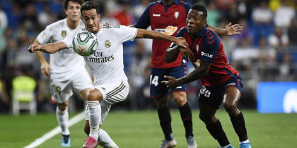 Real Madrid's Spanish forward Lucas Vazquez (L) vies with Osasuna's Ecuadorean defender Pervis Estupinan during the Spanish league football match between Real Madrid CF and CA Osasuna at the Santiago Bernabeu stadium in Madrid, on September 25, 2019. (Photo by OSCAR DEL POZO / AFP) (Photo credit should read OSCAR DEL POZO/AFP/Getty Images)