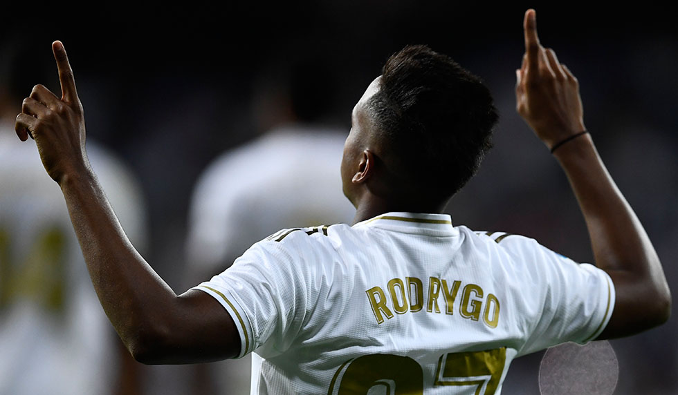 Real Madrid's Brazilian forward Rodrygo celebrates his goal during the Spanish league football match between Real Madrid CF and CA Osasuna at the Santiago Bernabeu stadium in Madrid, on September 25, 2019. (Photo by OSCAR DEL POZO / AFP) (Photo credit should read OSCAR DEL POZO/AFP/Getty Images)