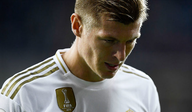 Real Madrid's German midfielder Toni Kroos is pictured during the Spanish league football match between Real Madrid CF and CA Osasuna at the Santiago Bernabeu stadium in Madrid, on September 25, 2019. (Photo by OSCAR DEL POZO / AFP) (Photo credit should read OSCAR DEL POZO/AFP/Getty Images)
