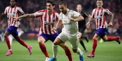 Atletico Madrid's Montenegrin defender Stefan Savic (L) vies with Real Madrid's Belgian forward Eden Hazard during the Spanish league football match between Club Atletico de Madrid and Real Madrid CF at the Wanda Metropolitano stadium in Madrid on September 28, 2019. (Photo by JAVIER SORIANO / AFP) (Photo credit should read JAVIER SORIANO/AFP/Getty Images)