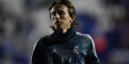 VALENCIA, SPAIN - FEBRUARY 24: Luka Modric of Real Madrid CF looks on during the warm up prior to the La Liga match between Levante UD and Real Madrid CF at Ciutat de Valencia on February 24, 2019 in Valencia, Spain. (Photo by Alex Caparros/Getty Images)