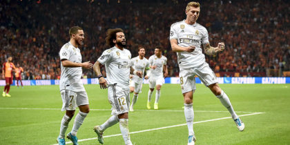 Real Madrid's German midfielder Toni Kroos (R) celebrates after scoring a goal during the UEFA Champions League group A football match between Galatasaray and Real Madrid on October 22, 2019 at the Ali Sami Yen Spor Kompleksi in Istanbul. (Photo by OZAN KOSE / AFP) (Photo by OZAN KOSE/AFP via Getty Images)