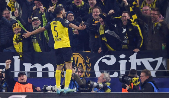 DORTMUND, GERMANY - NOVEMBER 05: Achraf Hakimi of Dortmund celebrates his team's third goal during the UEFA Champions League group F match between Borussia Dortmund and Inter at Signal Iduna Park on November 05, 2019 in Dortmund, Germany. (Photo by Alex Grimm/Getty Images)