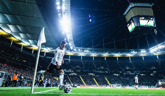 FRANKFURT AM MAIN, GERMANY - NOVEMBER 19: (EDITORS NOTE: Image has been digitally enhanced.) Toni Kroos of Germany takes a corner kick during the UEFA Euro 2020 Qualifier between Germany and Northern Ireland at Commerzbank Arena on November 19, 2019 in Frankfurt am Main, Germany. (Photo by Simon Hofmann/Bongarts/Getty Images)