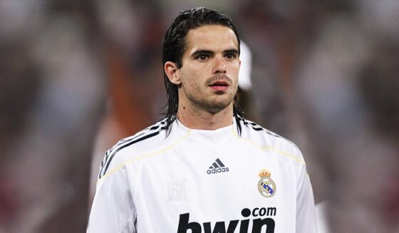Fernando Gago (Real Madrid) Fernando Gago (Real Madrid)