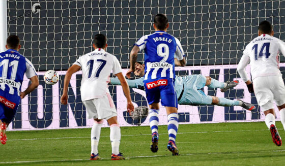 Real Madrid, Deportivo Alavés