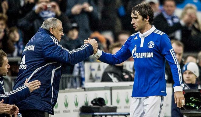 Felix Magath klatscht Raúl ab Felix Magath Raul