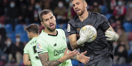 Martínez und Simón