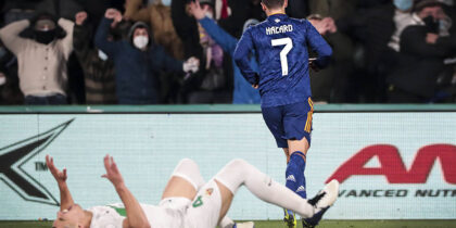 Eden Hazard vs Elche