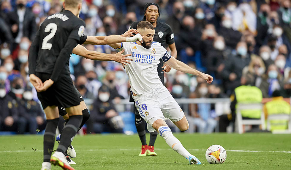 Karim Benzema vs Elche