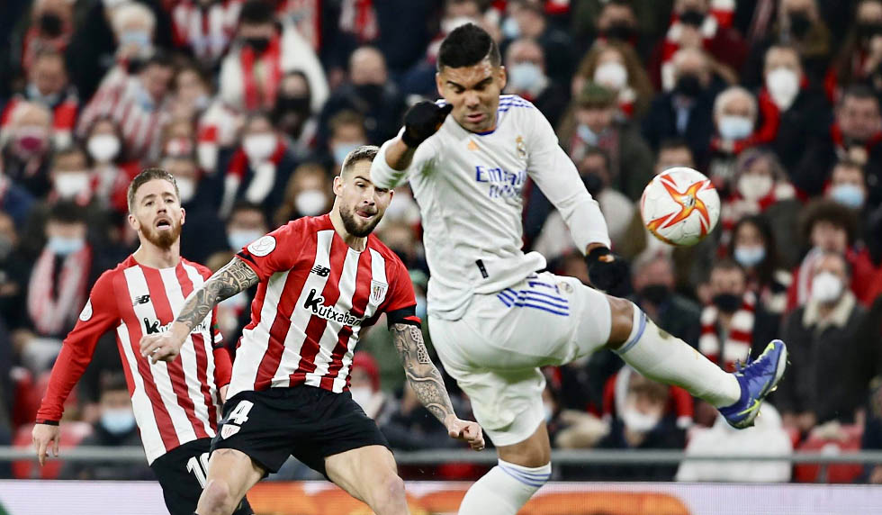 Casemiro vs Inigo Martínez
