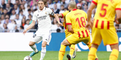 Modric vs Girona