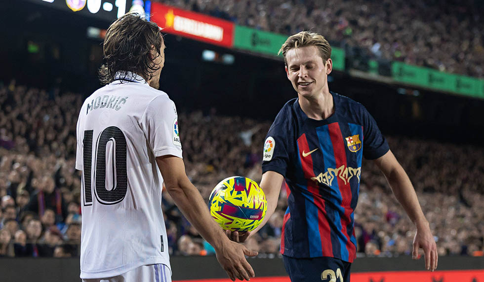 Modric vs De Jong