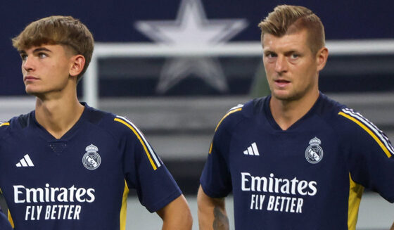 Paz und Kroos Paz und Kroos