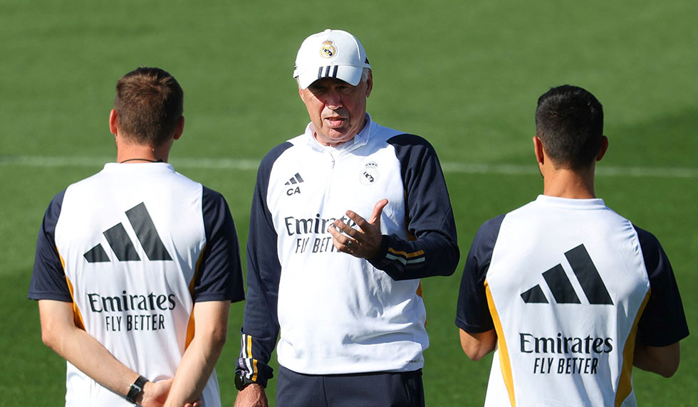 Carlo Ancelotti Real Madrid Training