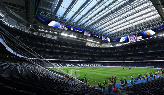 Real Madrid Estadio Santiago Bernabéu Anzeigetafel 360 Grad Ring Video
