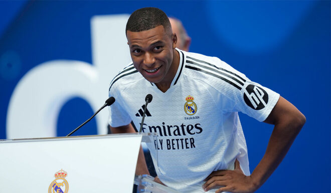 Kylian Mbappé Real Madrid Präsentation Vorstellung Bernabéu