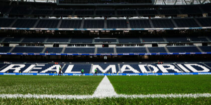 Estadio Santiago Bernabeu Real Madrid Schriftzug