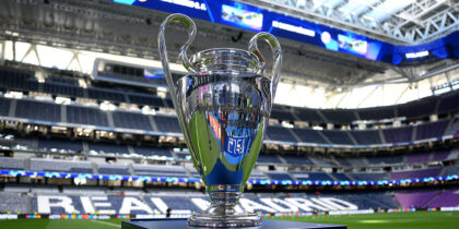 Estadio Santiago Bernabéu Champions League Pokal Trophy Real Madrid