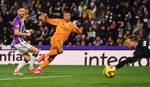 Kylian Mbappé Valladolid Real Madrid
