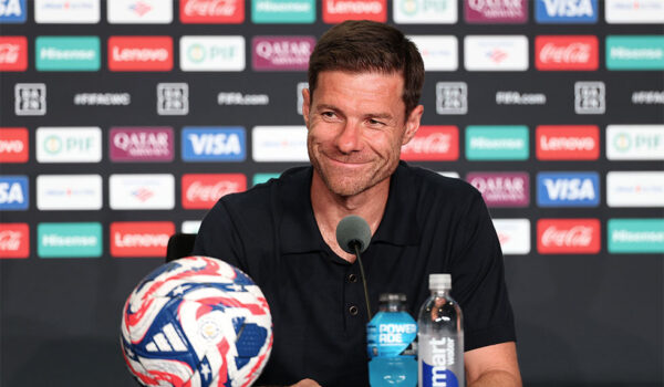 Xabi Alonso PK Real Madrid