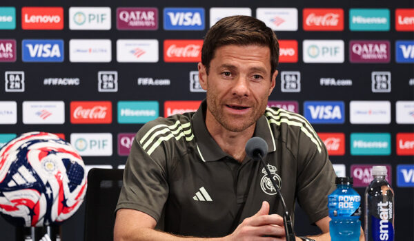 Xabi Alonso Real Madrid PK FIFA Klub WM