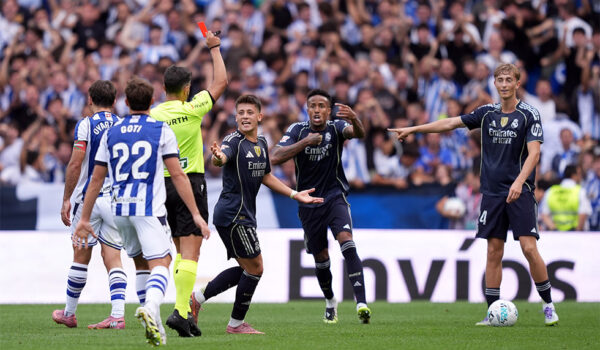 Dean Huijsen Rote Karte Real Sociedad Real Madrid