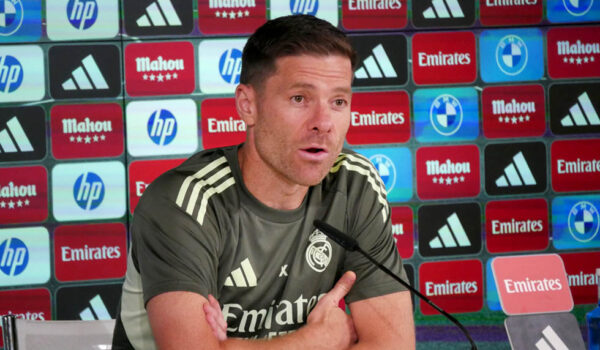 Xabi Alonso PK Real Madrid