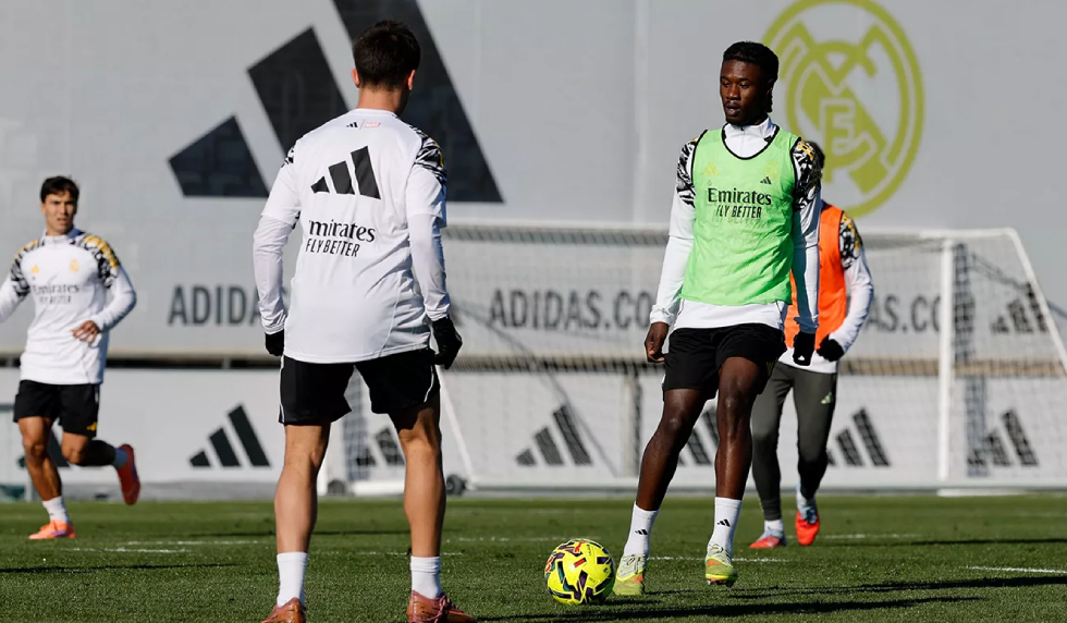 Abschlusstraining-vor-Girona-mit-Milit-o-vier-Stars-fehlen