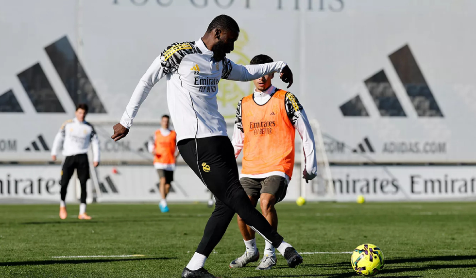 Erstes-Training-vor-Girona-mit-R-diger-Milit-o-teilweise-zur-ck