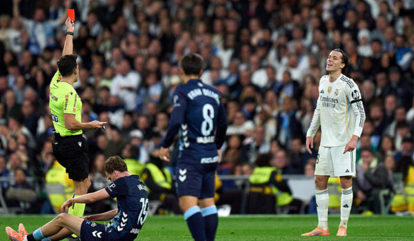 Álvaro Carreras Real Madrid Rote Karte